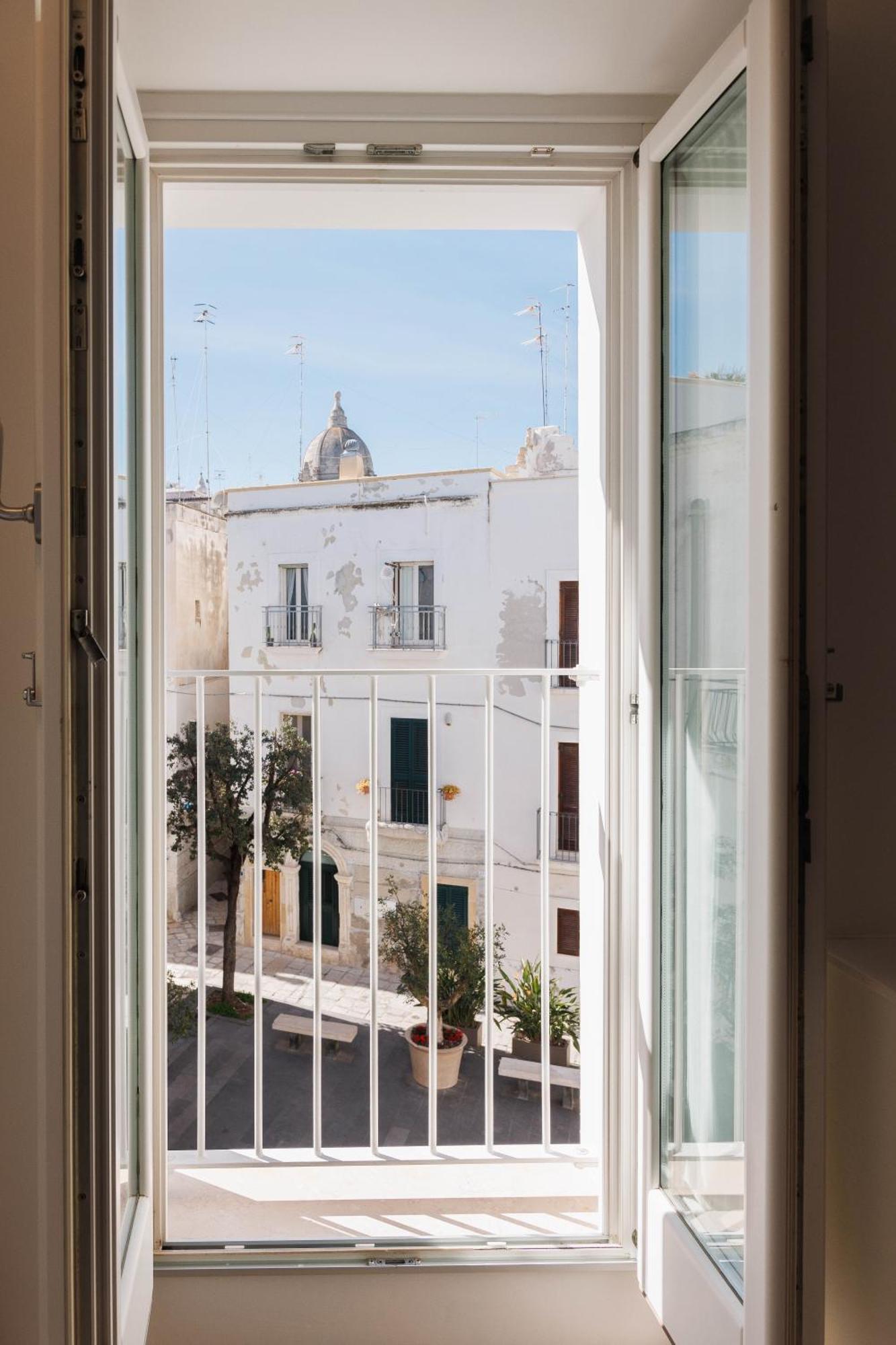 Santa Maria 24 Apartment Монополи Стая снимка